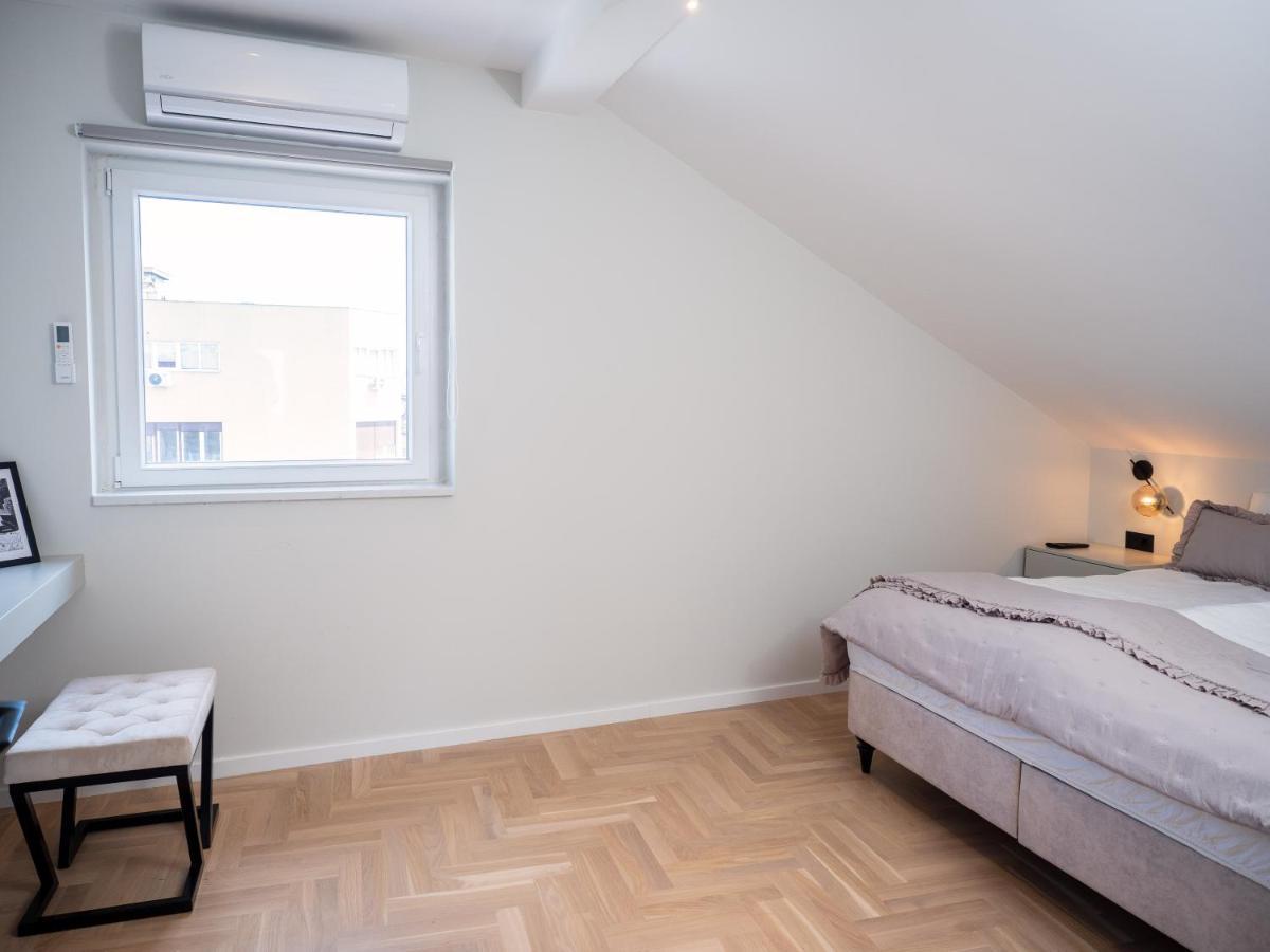 Residence Republic Square- Top Location Beograd Bagian luar foto